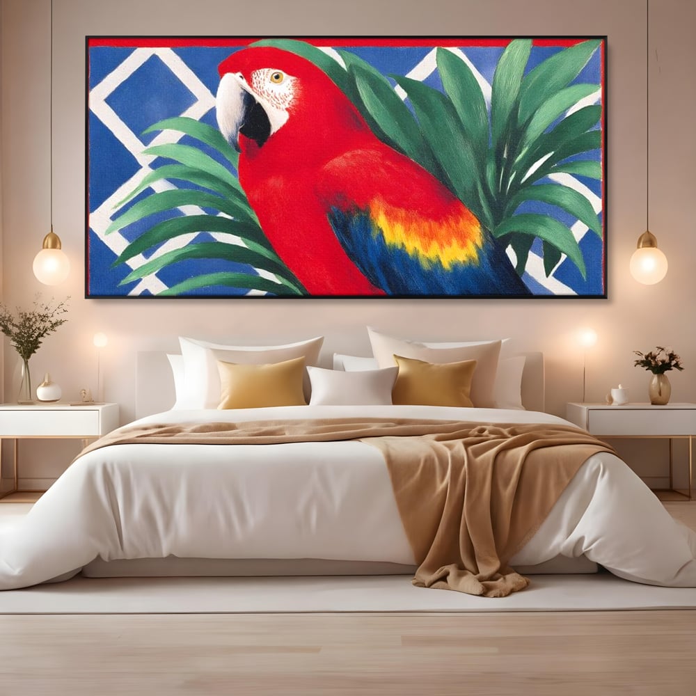 Tablou canvas cu tablou canvas cu papagal rosu, in rama de aluminiu negru, pe perete intr-un dormitor